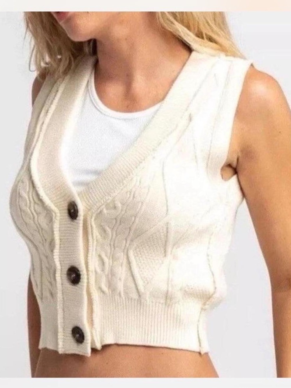 Free People cream Cable Knit Button Front Sleeveless Sweater Vest size Small